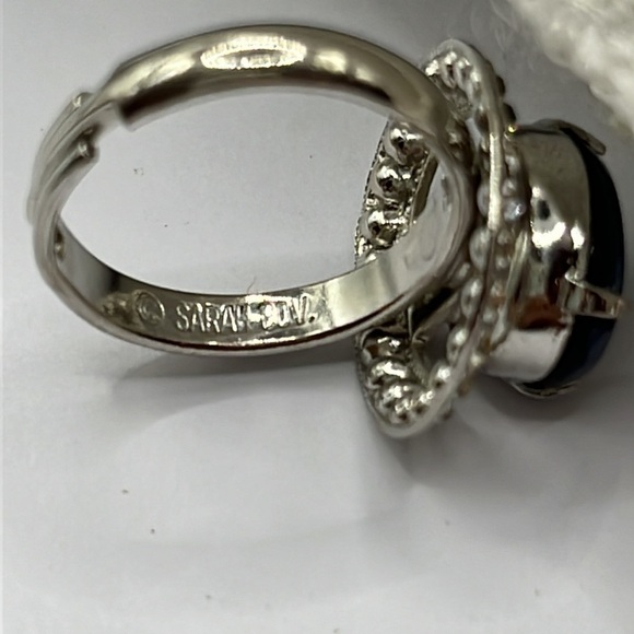 Vintage Sarah Coventry Black Stone And Silver Tone Halo Ring 1964 Size 6-7 - Picture 11 of 11